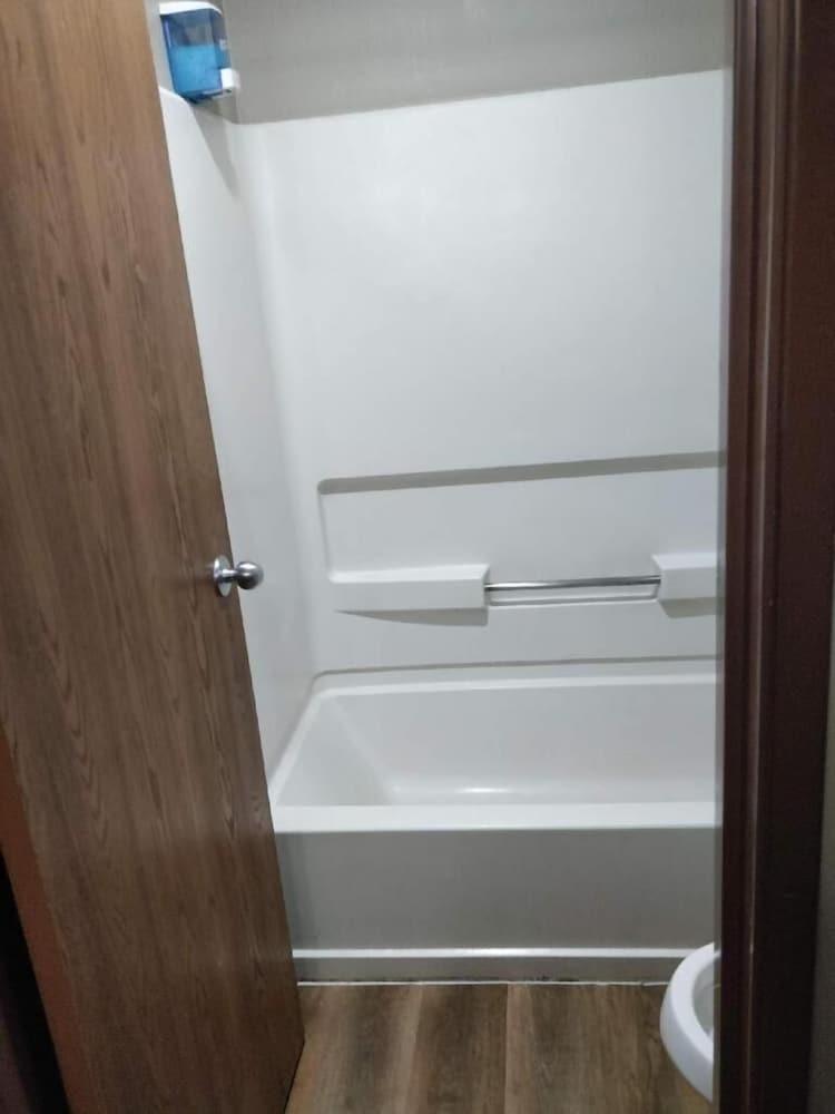 Econo Lodge San Antonio Near Seaworld - Medical Center Extérieur photo