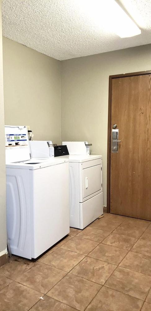 Econo Lodge San Antonio Near Seaworld - Medical Center Extérieur photo