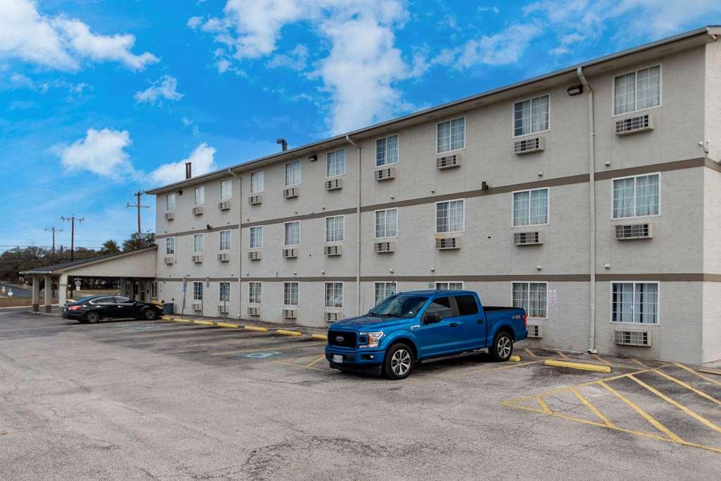 Econo Lodge San Antonio Near Seaworld - Medical Center Extérieur photo